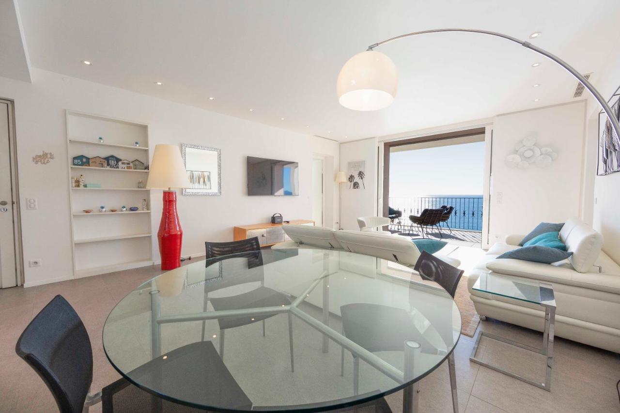 3 125 M2 Avec Vue Exceptionnelle Face à La *