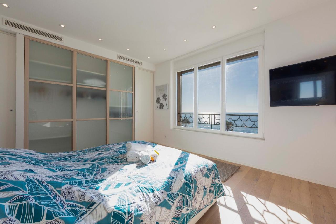 3 125 M2 Avec Vue Exceptionnelle Face à La * Cannes